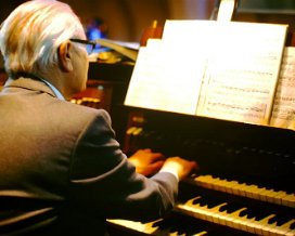 M.Kinzé