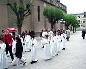Kommioun 28.4.2002 0005